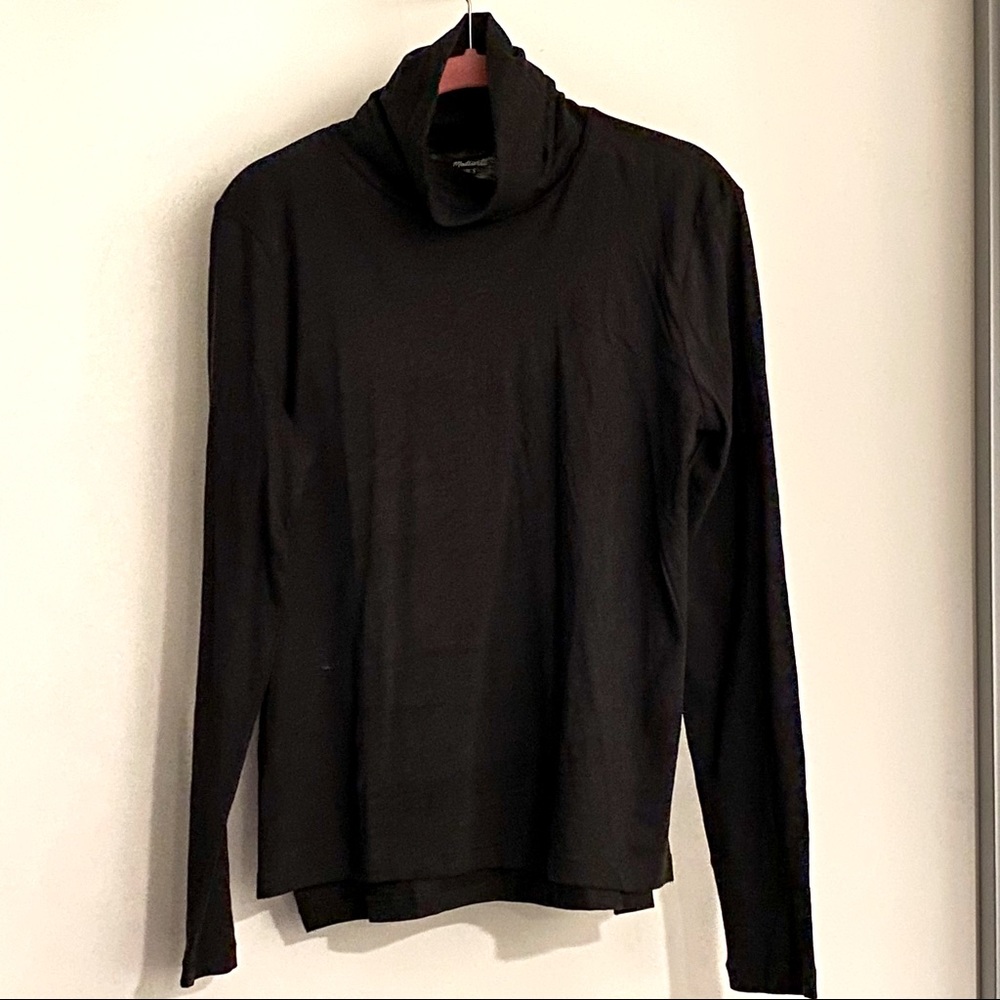 Long Sleeve Knit Turtleneck